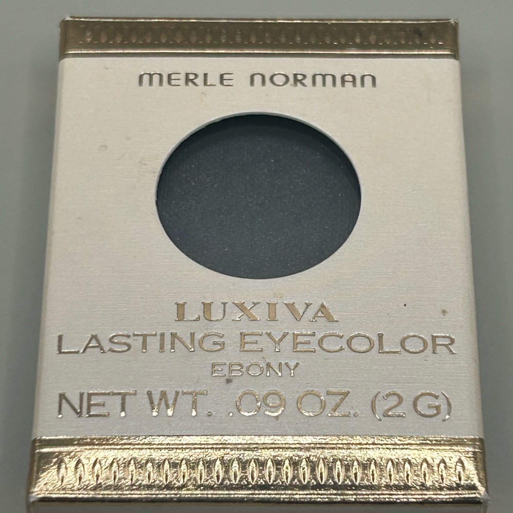 Merle Norman Luxiva Eyecolor - Deep Black